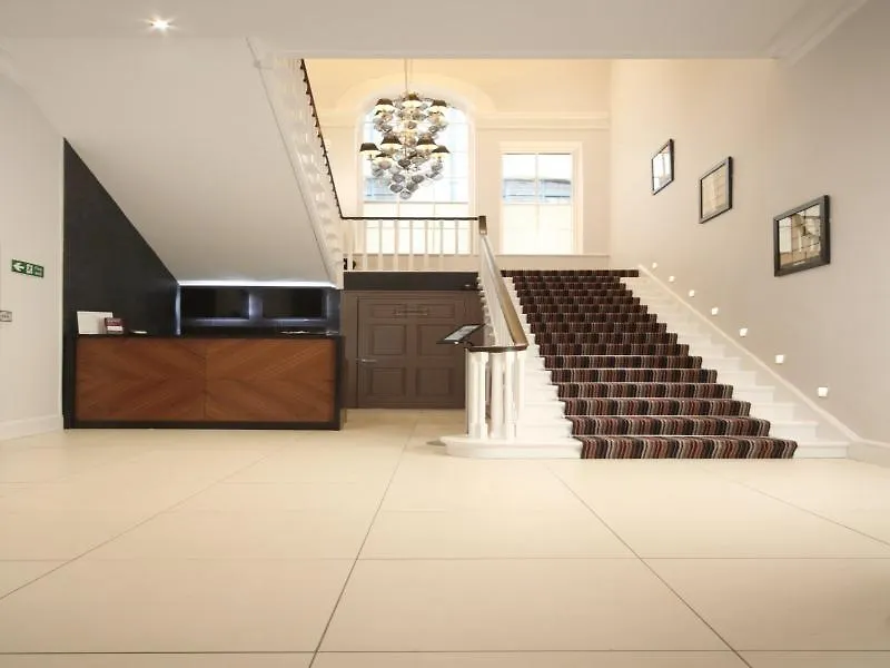 Apartmanhotel Roomzzz Newcastle City