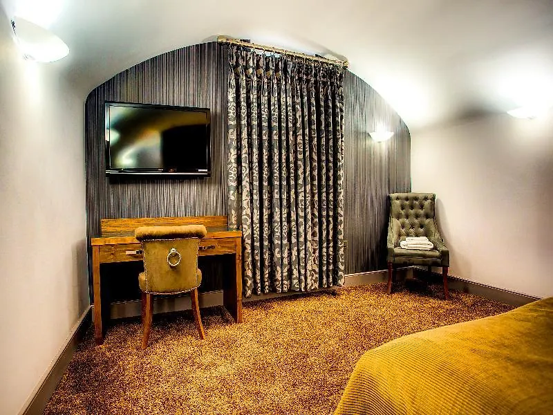 Roomzzz Newcastle City