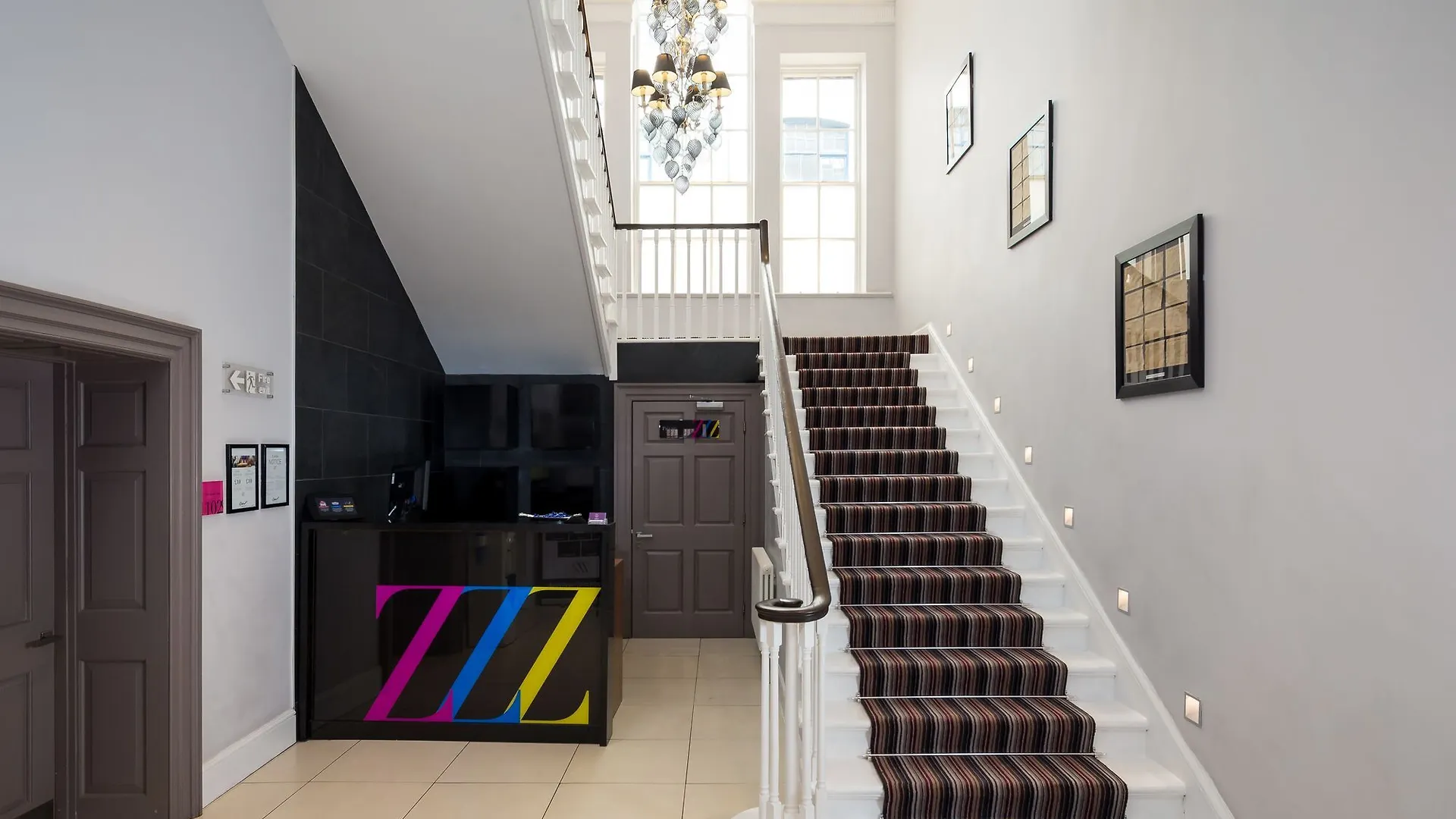 Apartmanhotel Roomzzz Newcastle City
