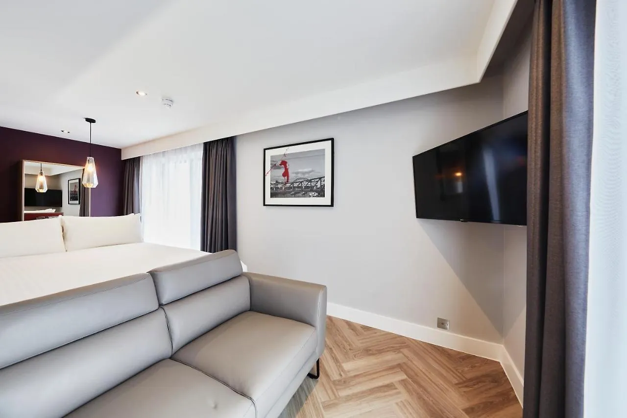 Roomzzz Newcastle City 4*, Newcastle Upon Tyne Egyesült Királyság
