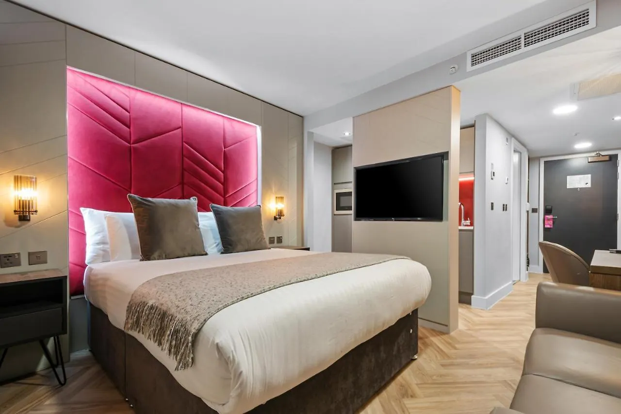 Roomzzz Newcastle City 4*, Newcastle upon Tyne United Kingdom