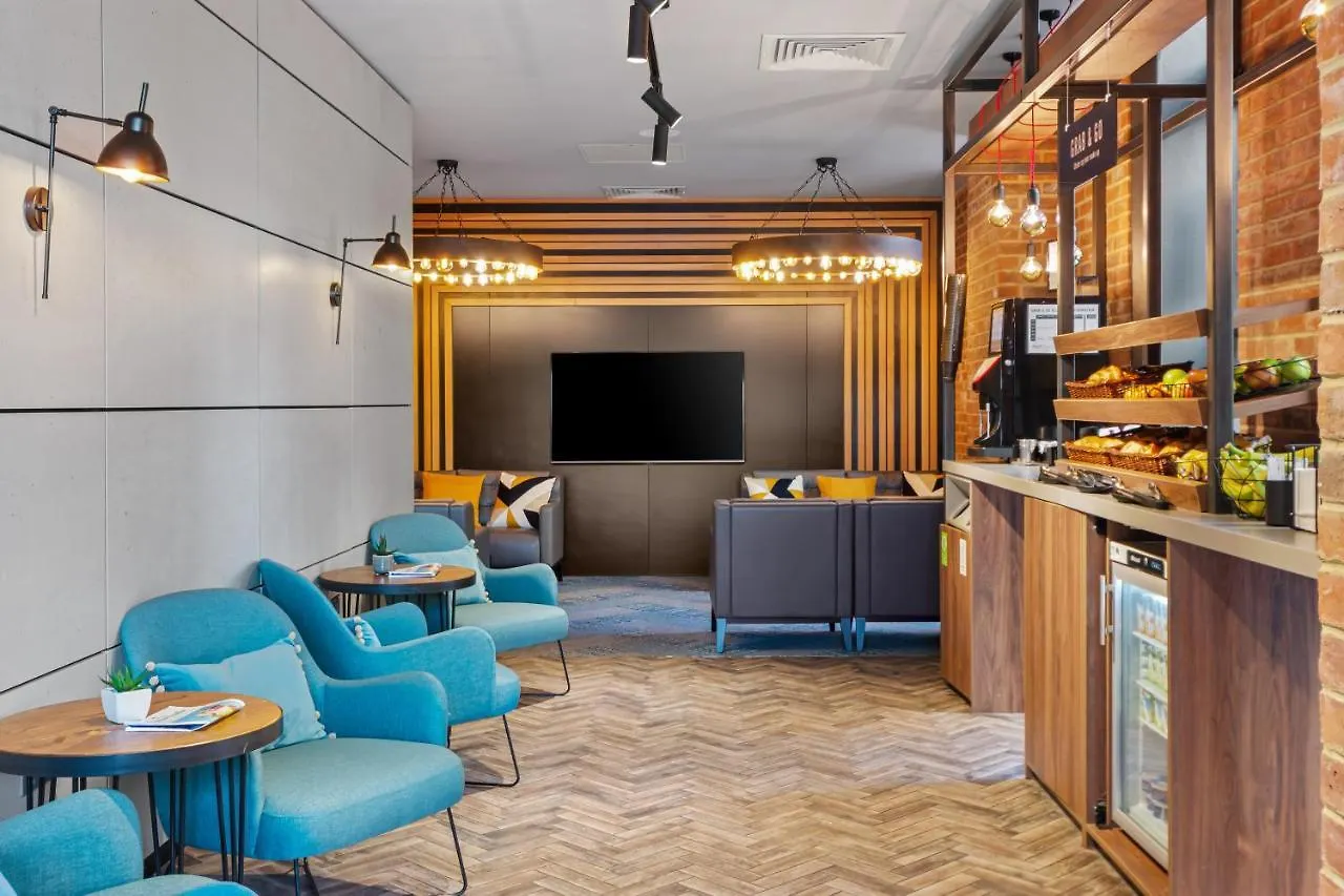 **** Aparthotel Roomzzz Newcastle City United Kingdom