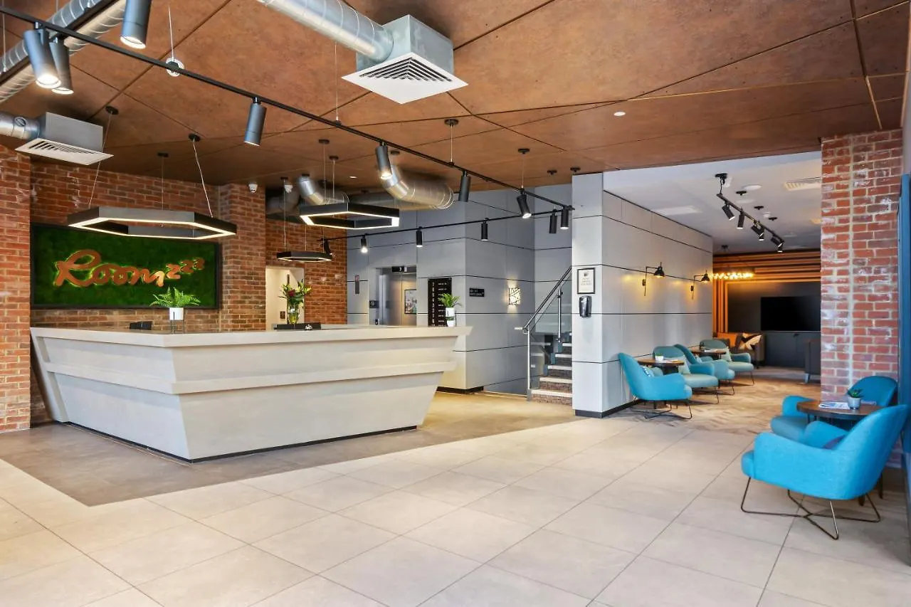 **** Aparthotel Roomzzz Newcastle City United Kingdom