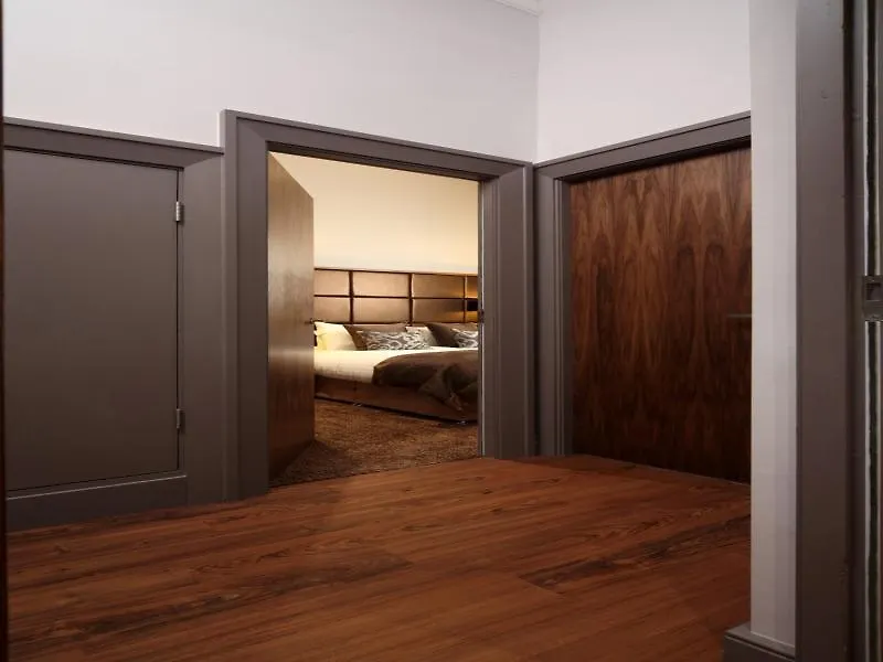 Roomzzz Newcastle City Aparthotel Newcastle upon Tyne