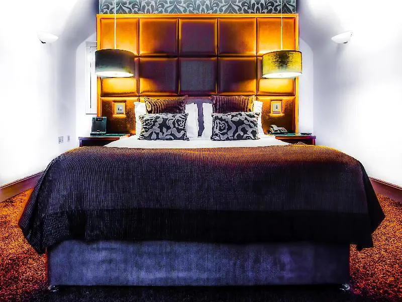 Roomzzz Newcastle City 4*, Newcastle upon Tyne