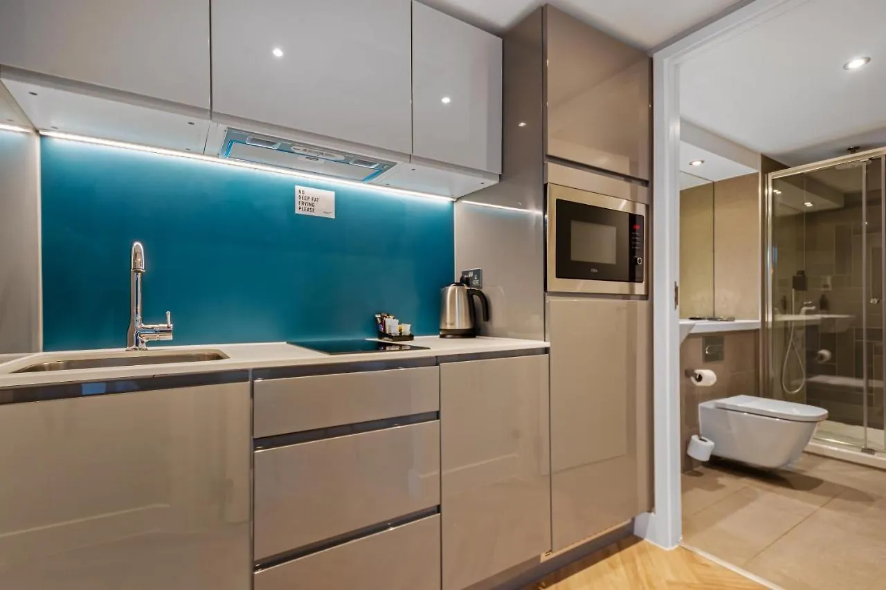 Roomzzz Newcastle City Aparthotel Newcastle upon Tyne