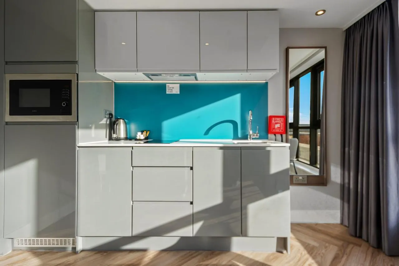 Roomzzz Newcastle City United Kingdom