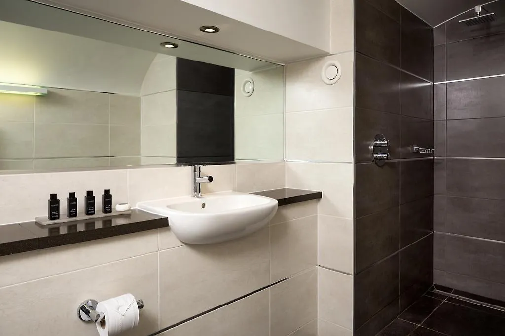Aparthotel Roomzzz Newcastle City